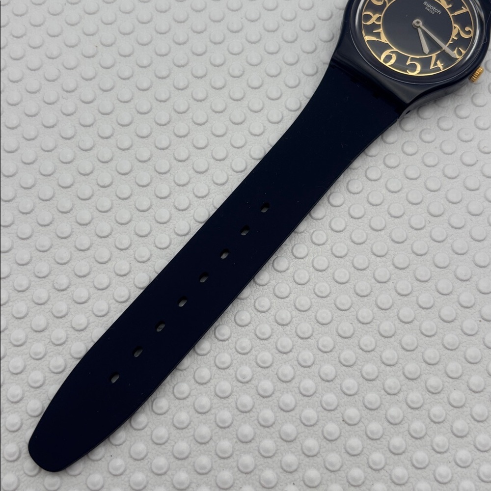 Swatch Watch - GN262 - BACK IN TIME - Picture 4 of 7